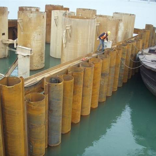 亳州钢护筒现场安装